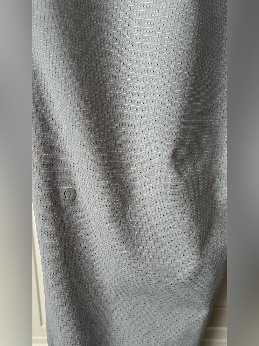 Lululemon ABC Jogger WovenAir Silver Drop Men’s L Breathable Stretch Travel Pant - Picture 6 of 15